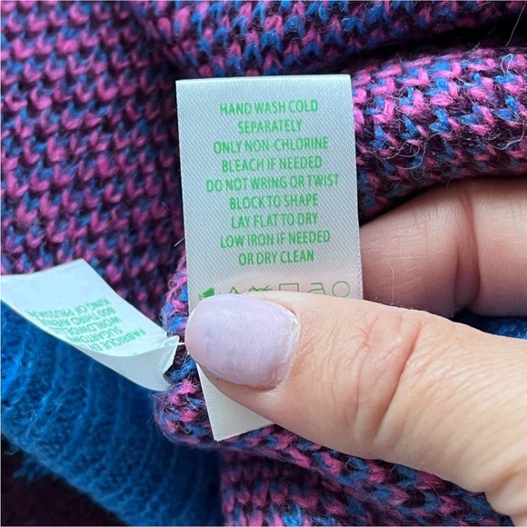 Lilly Pulitzer Ferrara Sweater Blue Flare Growl and Prowl Jacquard Print Size XS - Picture 15 of 16